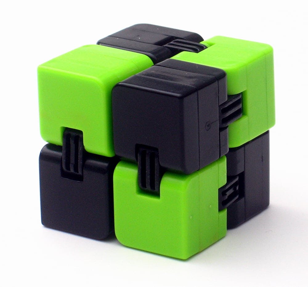 Infinity cube - black green