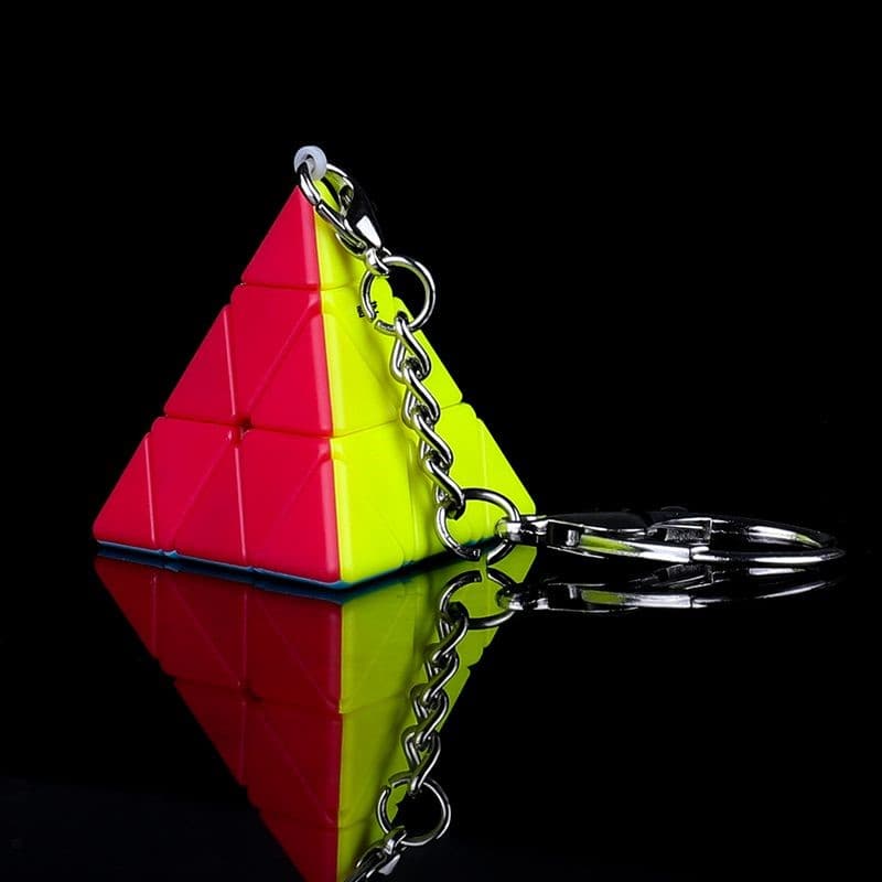 Qiyi Mofangge Pyraminx keychain